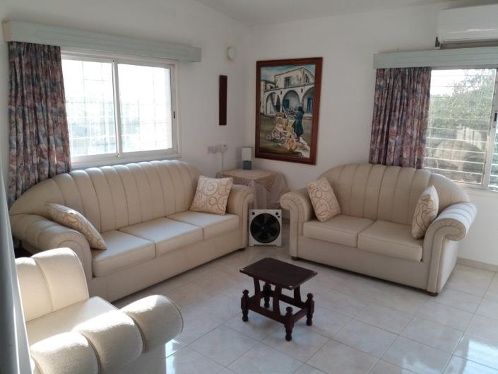 Image No.6-3 Bed Country House for sale