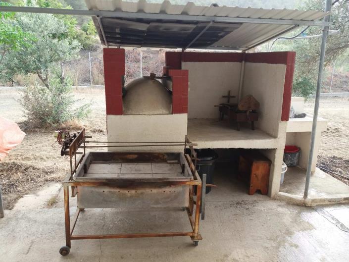 Image No.18-3 Bed Country House for sale