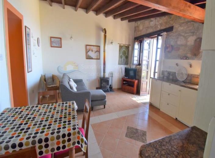 Image No.8-Maison de village de 2 chambres à vendre à Pissouri