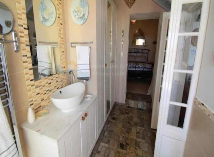 Image No.11-Maison de village de 2 chambres à vendre à Pissouri