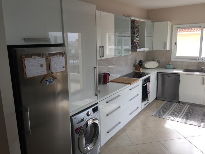 Image No.10-3 Bed Apartment for sale