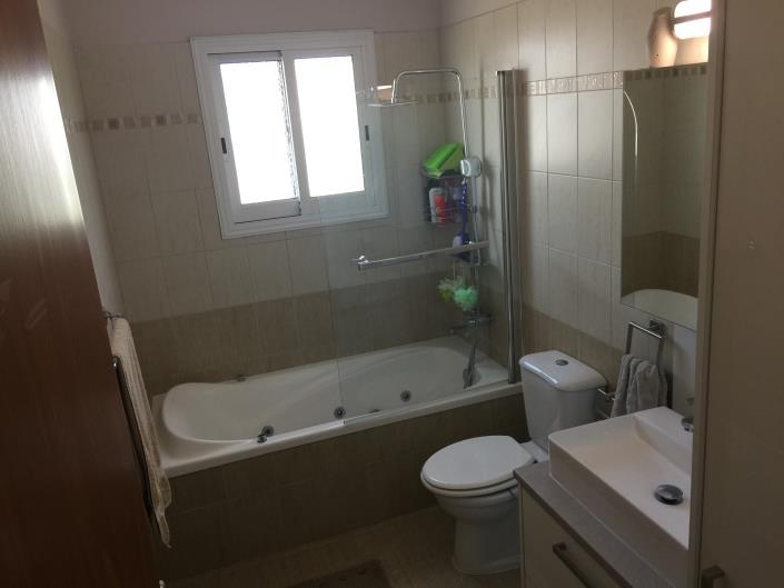 Image No.16-3 Bed Apartment for sale