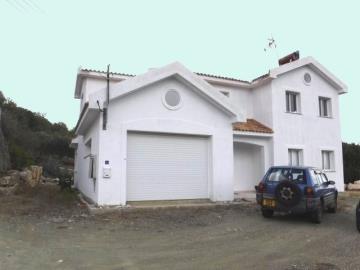 4 Bed House/Villa for sale