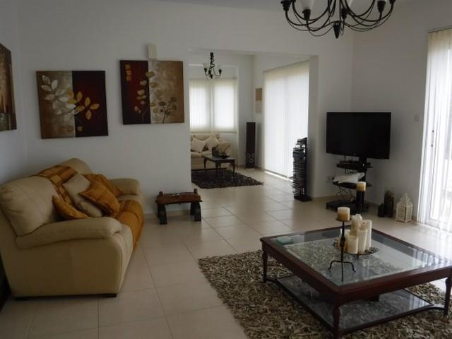 Image No.7-4 Bed House/Villa for sale
