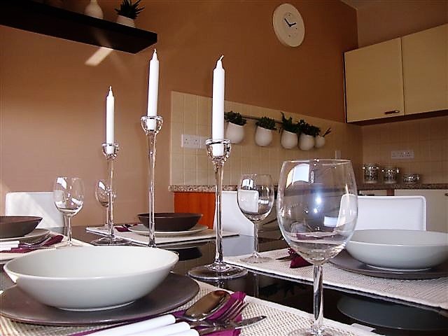 Image No.3-2 Bed Property for sale