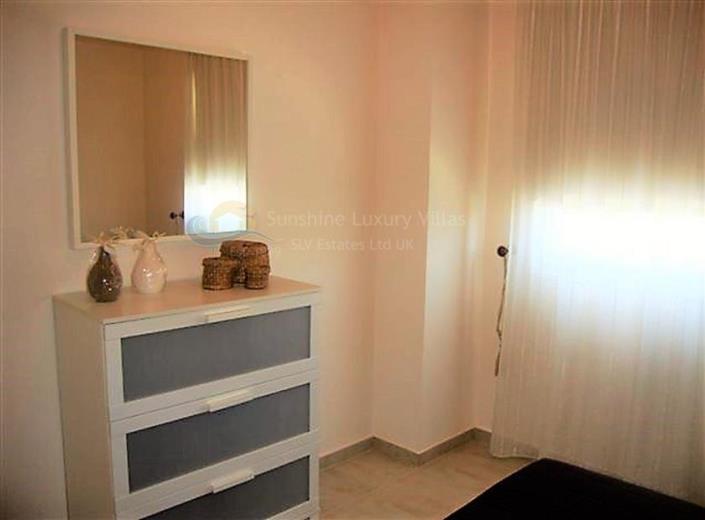 Image No.11-2 Bed Property for sale