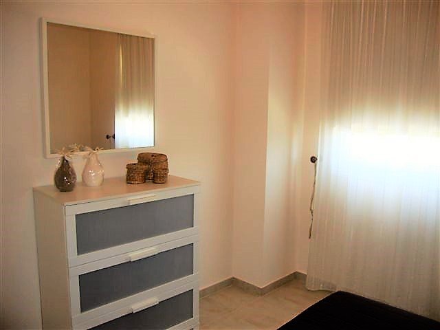 Image No.5-2 Bed Property for sale