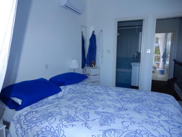 Image No.3-Maison de ville de 2 chambres à vendre à Peyia