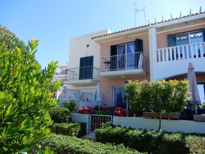 Image No.2-Maison de ville de 2 chambres à vendre à Peyia