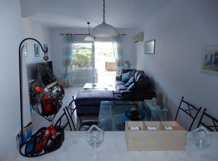 Image No.9-Maison de ville de 2 chambres à vendre à Peyia