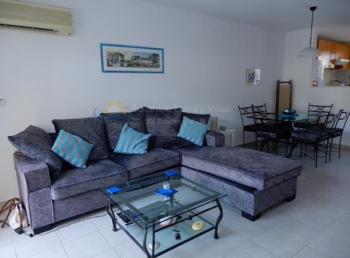 Image No.11-Maison de ville de 2 chambres à vendre à Peyia