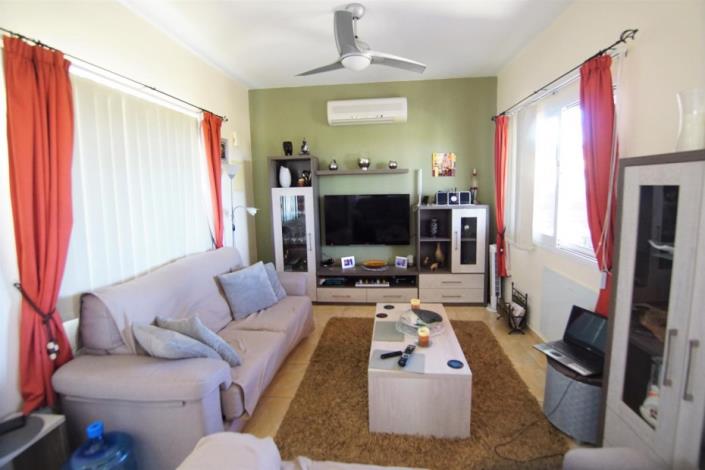 Image No.8-2 Bed Townhouse for sale