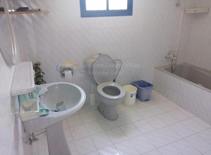 Image No.12-Maison / Villa de 4 chambres à vendre à Tala