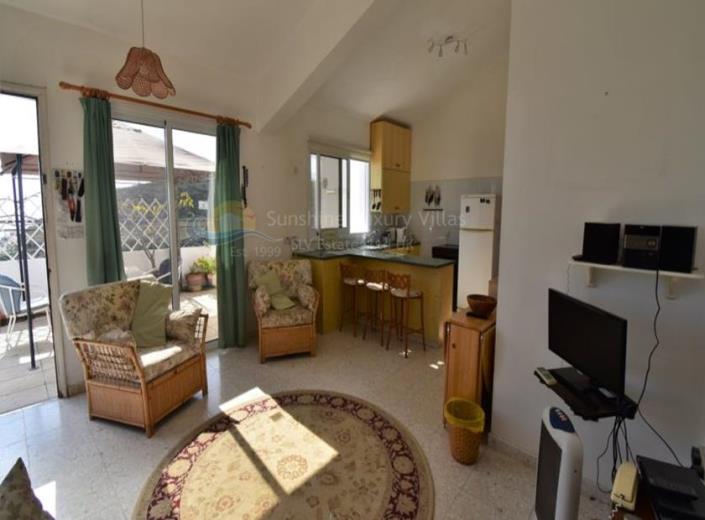 Image No.4-2 Bed House for sale