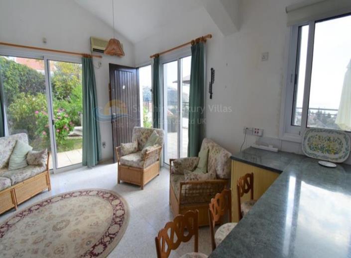 Image No.13-2 Bed House for sale