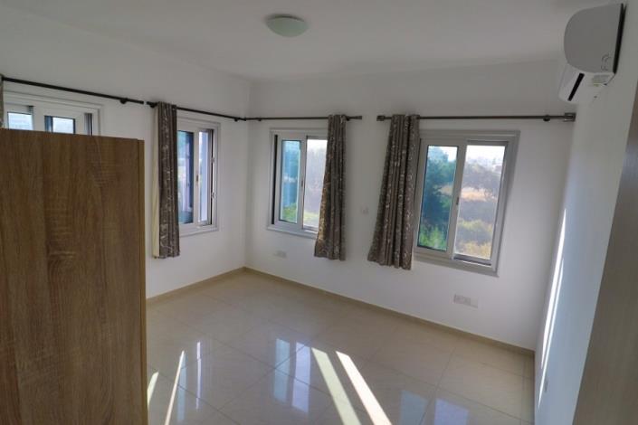 Image No.16-3 Bed Apartment for sale