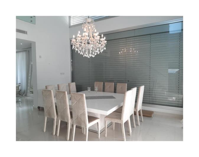 Image No.8-4 Bed Villa for sale