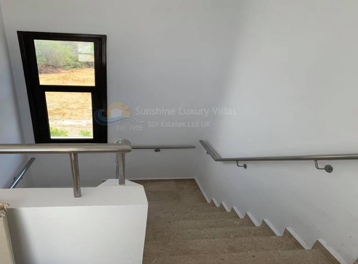 Image No.21-3 Bed Villa for sale