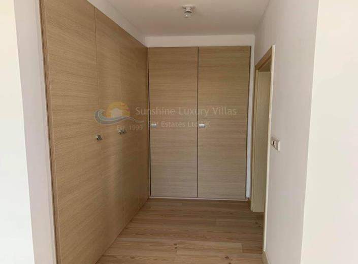 Image No.20-3 Bed Villa for sale