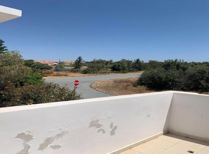 Image No.24-3 Bed Villa for sale