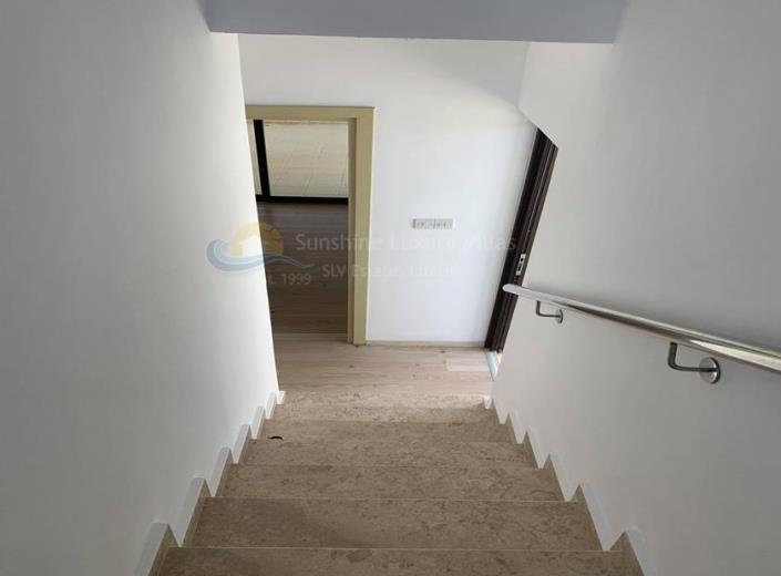 Image No.11-3 Bed Villa for sale