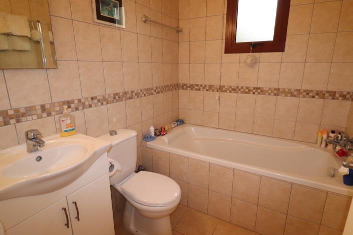 Image No.9-3 Bed Bungalow for sale