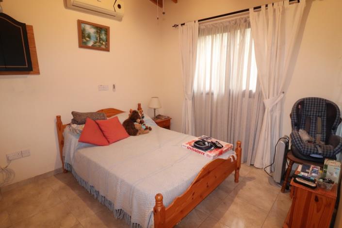 Image No.10-3 Bed Bungalow for sale