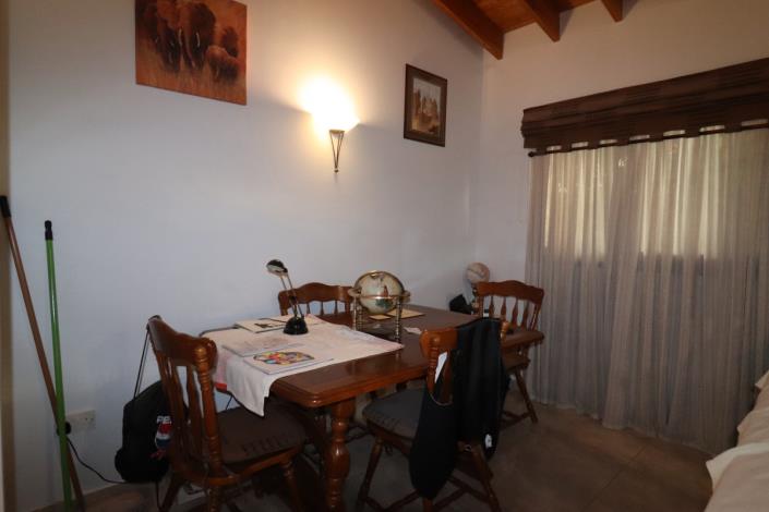 Image No.12-3 Bed Bungalow for sale