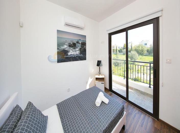 Image No.9-Maison / Villa de 3 chambres à vendre à Kouklia