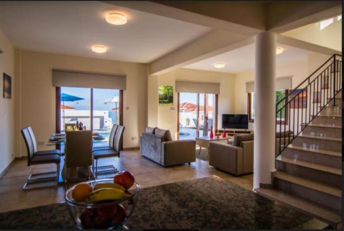 Image No.5-Villa / Détaché de 3 chambres à vendre à Lachi