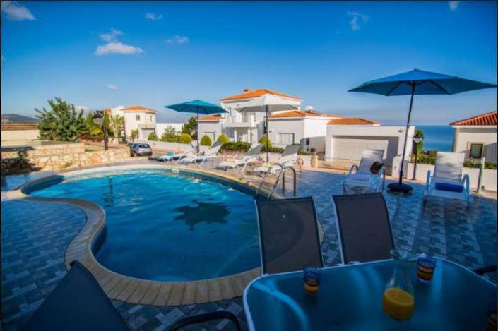 Image No.2-Villa / Détaché de 3 chambres à vendre à Lachi