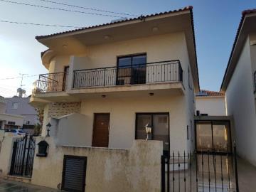 Maison / Villa de 3 chambres à vendre à Aradippou