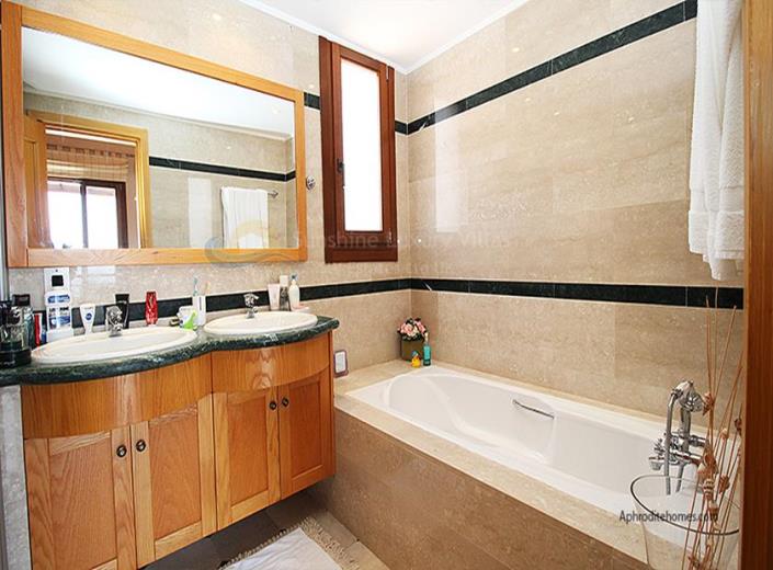 Image No.9-Villa de 4 chambres à vendre à Aphrodite Hills