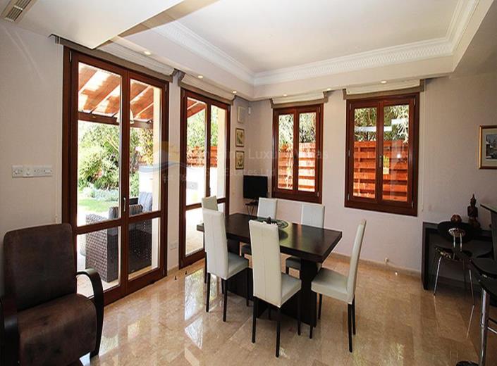 Image No.6-Villa de 4 chambres à vendre à Aphrodite Hills