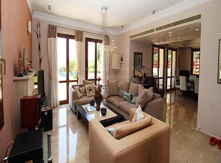 Image No.4-Villa de 4 chambres à vendre à Aphrodite Hills