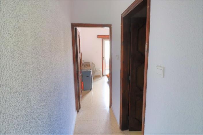 Image No.9-1 Bed Townhouse for sale