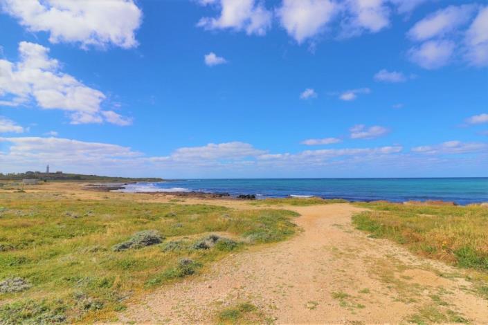 Image No.14-1 Bed Townhouse for sale