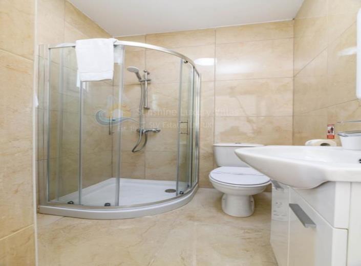 Image No.17-Maison / Villa de 4 chambres à vendre à Ayia Napa