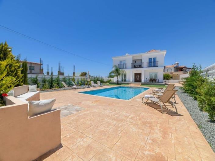 Image No.1-Maison / Villa de 4 chambres à vendre à Ayia Napa