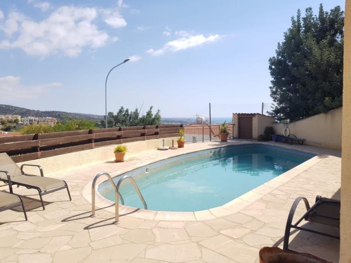 Image No.2-2 Bed Townhouse for sale