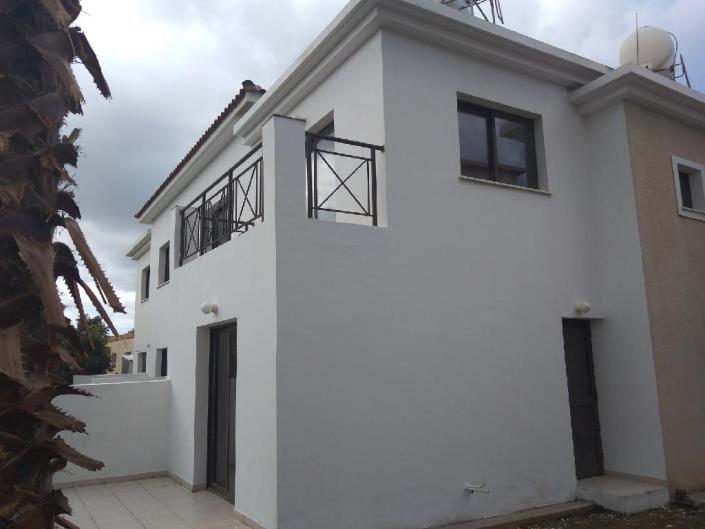 Image No.2-Maison de ville de 3 chambres à vendre à Argaka