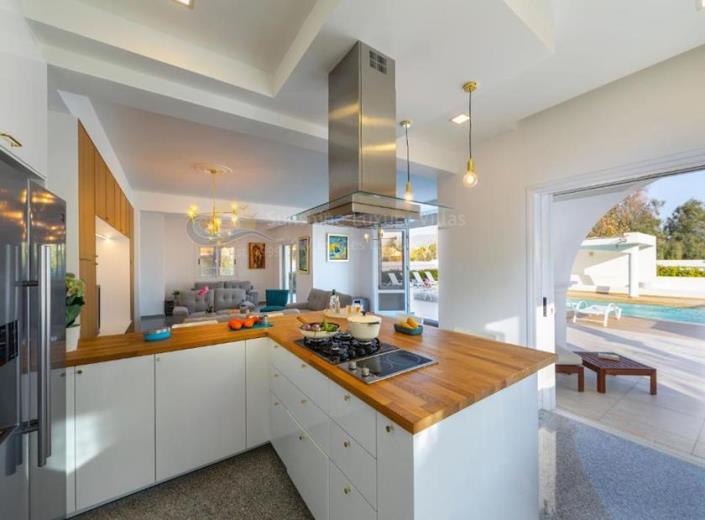 Image No.10-Villa / Détaché de 6 chambres à vendre à Coral Bay