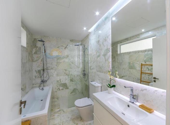 Image No.16-Villa / Détaché de 6 chambres à vendre à Coral Bay