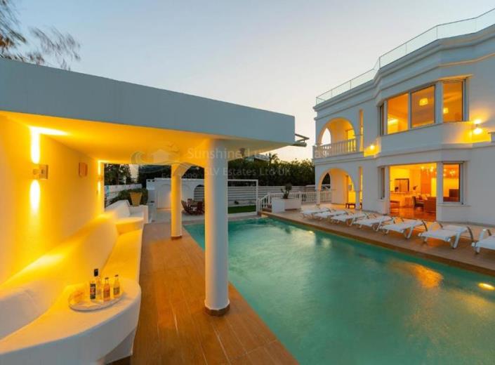 Image No.36-Villa / Détaché de 6 chambres à vendre à Coral Bay