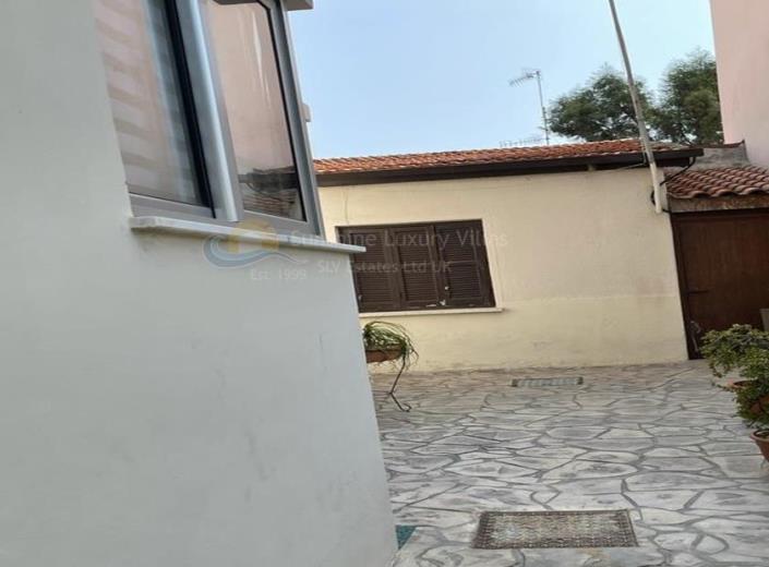 Image No.7-Maison / Villa de 10 chambres à vendre à Larnaca