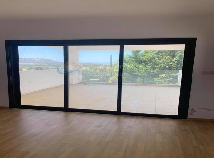 Image No.10-3 Bed House/Villa for sale