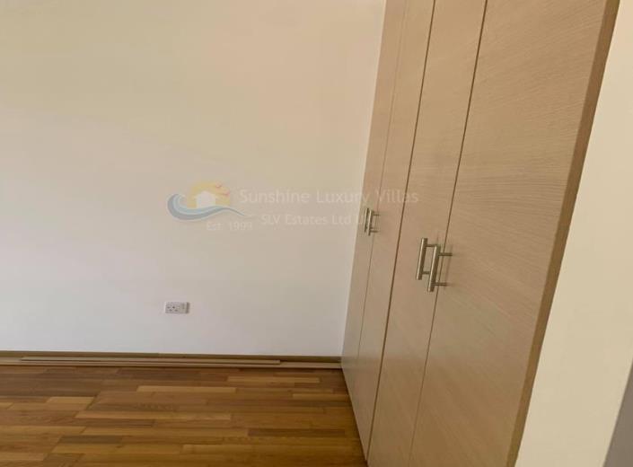 Image No.11-3 Bed House/Villa for sale