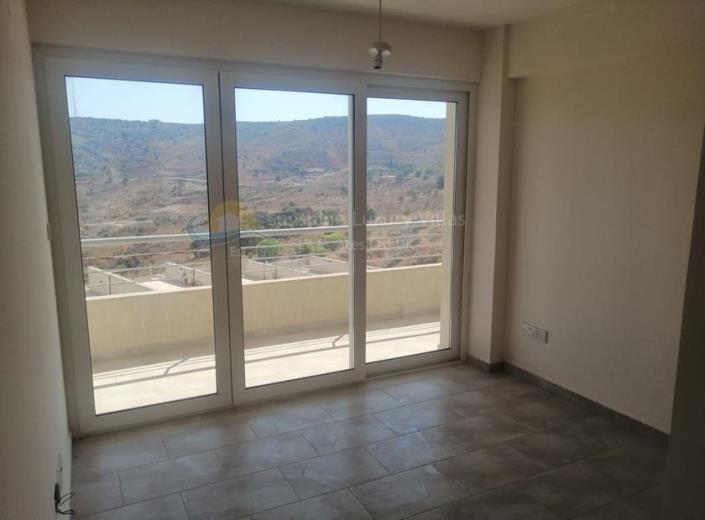 Image No.3-Maison / Villa de 3 chambres à vendre à Marathounda