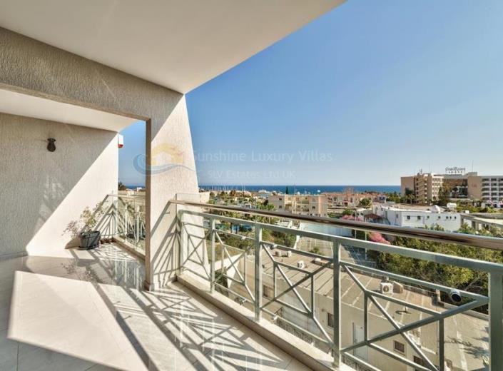 Image No.2-Appartement de 3 chambres à vendre à Agios Tychonas