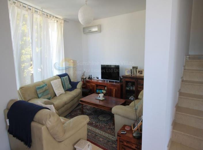 Image No.5-Maison / Villa de 3 chambres à vendre à Aradippou